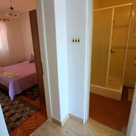 Apartment Ana